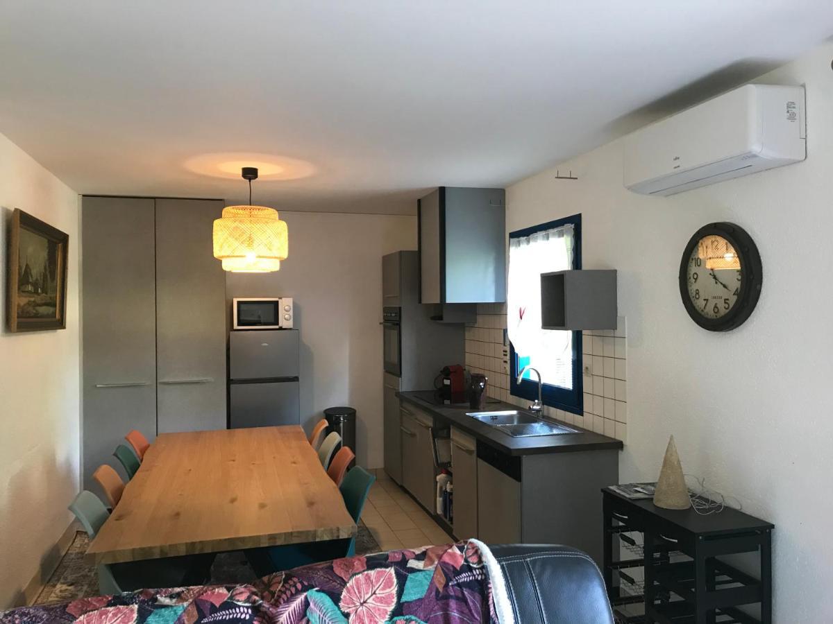 Gite Milin A Sizun Hebergement Confortable Pour 7 Pers Экстерьер фото